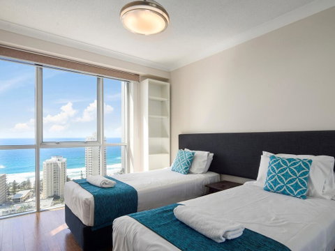 Towers Of Chevron - Private Apartments - Surfers Paradise Gold Coast 3