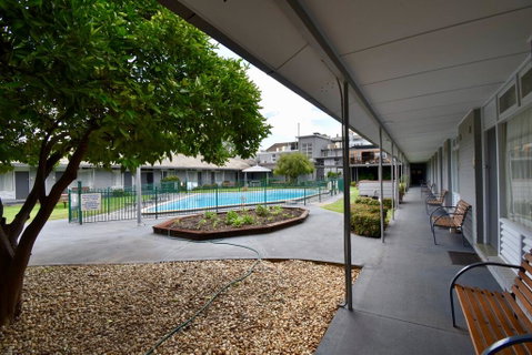 Townhouse Motel Cowra - Surfers Paradise Gold Coast 3