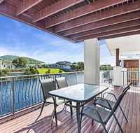 Townhouse on the Canal - Surfers Paradise Gold Coast