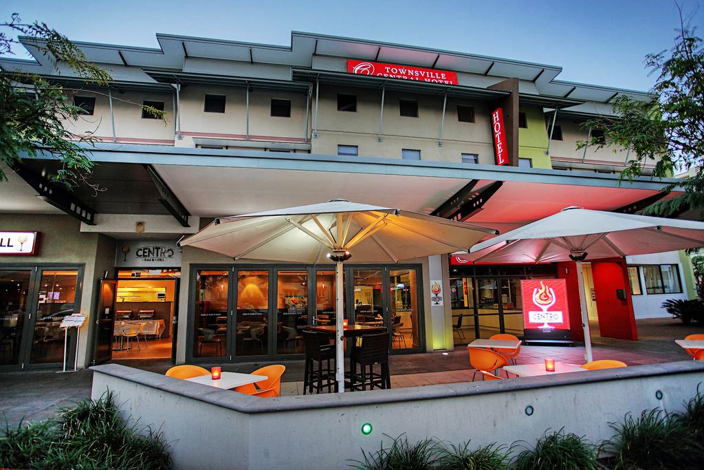 Rowes Bay QLD Surfers Paradise Gold Coast