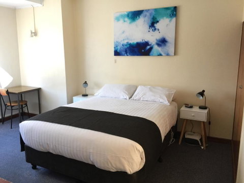 TRC Hotel - Surfers Paradise Gold Coast 2