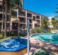 Trickett Gardens Holiday Inn - Surfers Paradise Gold Coast
