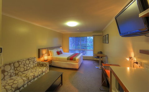 Tropixx Motel & Restaurant - Surfers Paradise Gold Coast 2