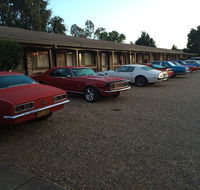 Tumut Valley Motel - Surfers Paradise Gold Coast