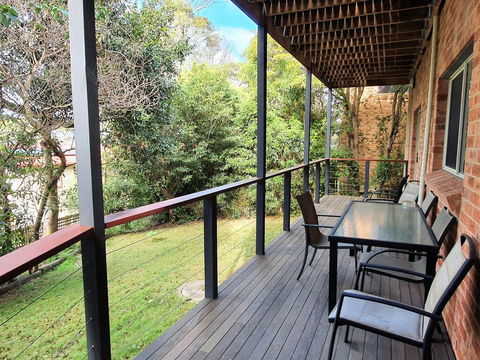 Two Rock N Reel At Lilli Pilli - Surfers Paradise Gold Coast 0
