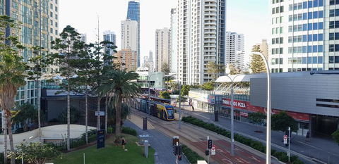 U212 Elston Grandsurf Resort - Surfers Paradise Gold Coast 1