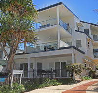Unit 2 Beach Gallery 9 Andrew Street Point Arkwright 500 BOND LINEN SUPPLIED - Surfers Paradise Gold Coast