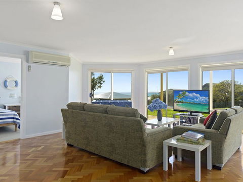 VALLEY VIEWS - 10 Valley Heights Drive - Surfers Paradise Gold Coast 3