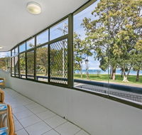 Views Pool Air Conditioning - Karoonda Sands Welsby Pde Bongaree - Surfers Paradise Gold Coast