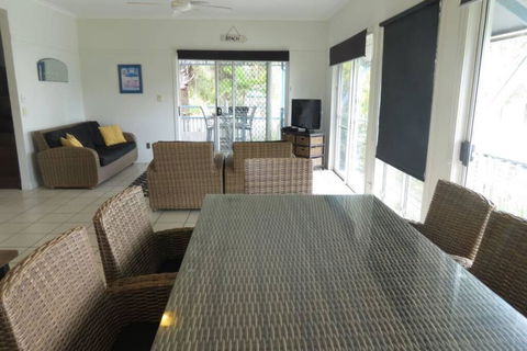 Villa 31 At Tangalooma Resort - Surfers Paradise Gold Coast 3