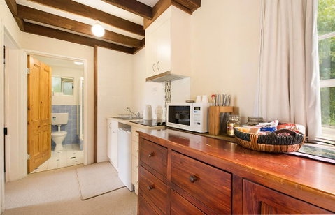 Vineyard Cottages - Surfers Paradise Gold Coast 3