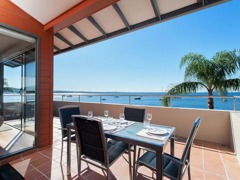 Vogue, Unit 3/197 Soldiers Point Road - Surfers Paradise Gold Coast 0