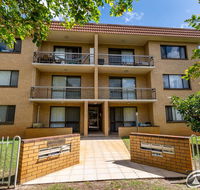 Walk to Surf Beach Club and Shops - Sands Court Boyd St Woorim - Surfers Paradise Gold Coast