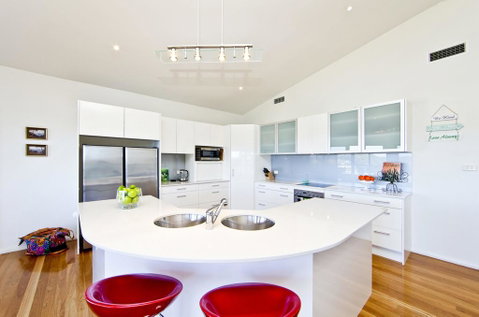 Wanda Point House - Tranquil, Elegant & Dog Friendly - Surfers Paradise Gold Coast 2