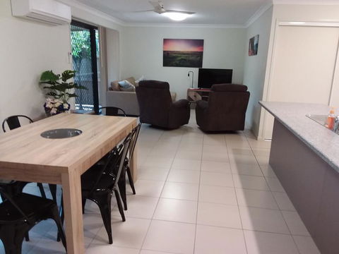 Waratah And Wattle Apartments - Surfers Paradise Gold Coast 0