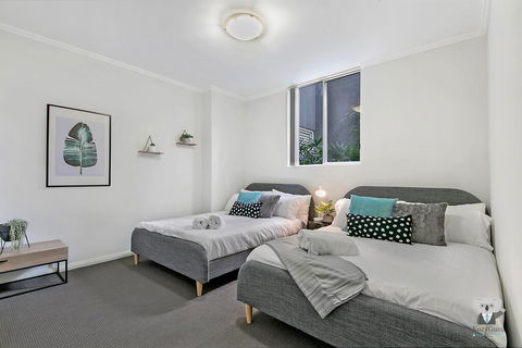 WARRICK FRAM 3 BEDS APT FREE PARKING WALK TO WESTFIELD CLOSE TO HOSPITAL NWF003 - Surfers Paradise Gold Coast 2