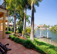 Waterfront Sorrento - Surfers Paradise Gold Coast