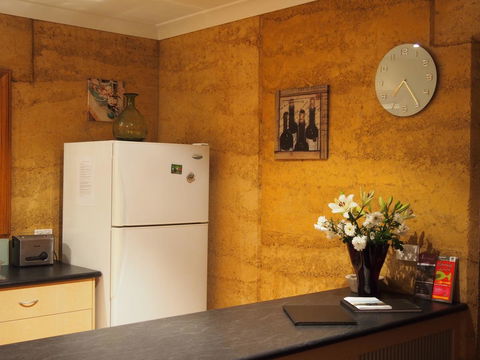 Bundjil Studio - Surfers Paradise Gold Coast 20