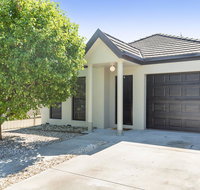 Black Lotus Townhouse - Surfers Paradise Gold Coast