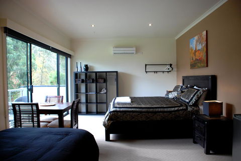 Deville At Healesville - Surfers Paradise Gold Coast 9