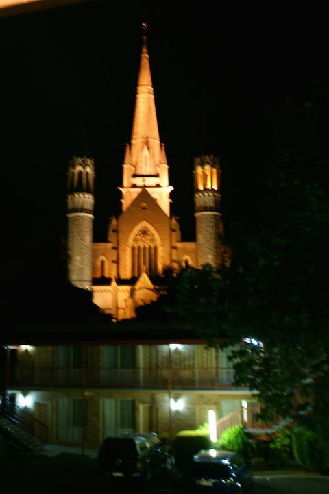 Cathedral Motor Inn - Surfers Paradise Gold Coast 2