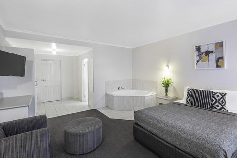 Cathedral Motor Inn - Surfers Paradise Gold Coast 18