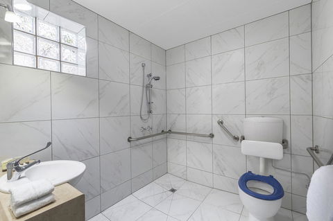 Cathedral Motor Inn - Surfers Paradise Gold Coast 13
