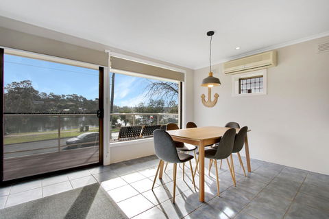 Hybiscus Waterfront Apartments - Surfers Paradise Gold Coast 4