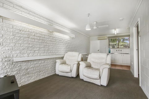 Hybiscus Waterfront Apartments - Surfers Paradise Gold Coast 28