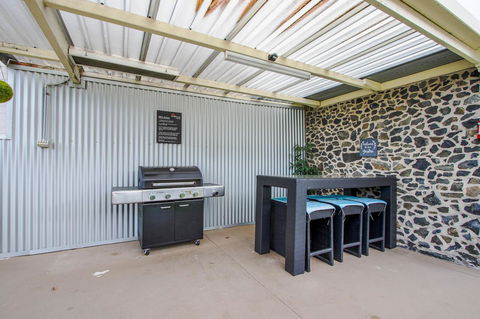 Hybiscus Waterfront Apartments - Surfers Paradise Gold Coast 36
