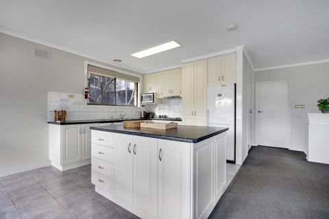 Hybiscus Waterfront Apartments - Surfers Paradise Gold Coast 5