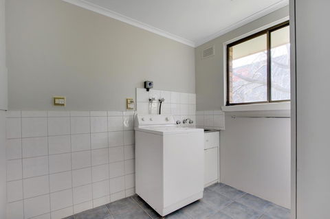 Hybiscus Waterfront Apartments - Surfers Paradise Gold Coast 9