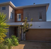 Saltwater Breeze Retreat - Surfers Paradise Gold Coast