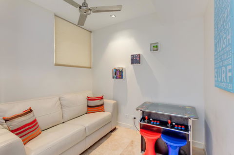 Apartment Dees Retreat - Surfers Paradise Gold Coast 18