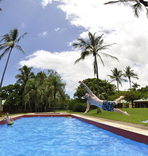 Nomads Airlie Beach - Surfers Paradise Gold Coast 24