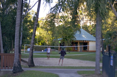 Nomads Airlie Beach - Surfers Paradise Gold Coast 8