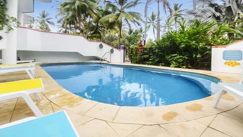 By The Sea Port Douglas - Surfers Paradise Gold Coast 25