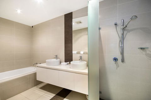 Redvue Holiday Apartments - Surfers Paradise Gold Coast 29
