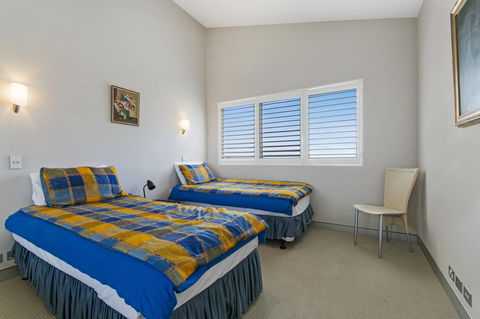 Redvue Holiday Apartments - Surfers Paradise Gold Coast 22