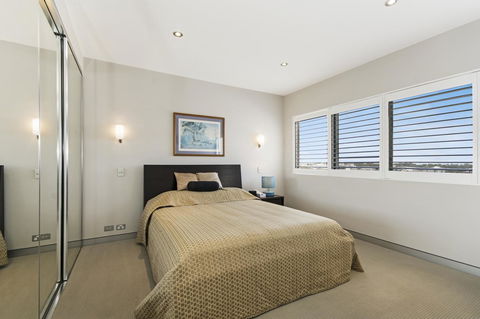 Redvue Holiday Apartments - Surfers Paradise Gold Coast 18