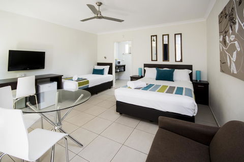 The Beach Motel Hervey Bay - Surfers Paradise Gold Coast 4