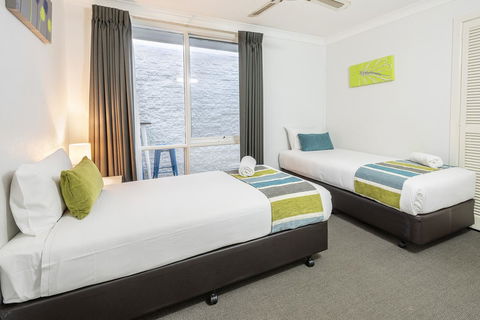The Beach Motel Hervey Bay - Surfers Paradise Gold Coast 24
