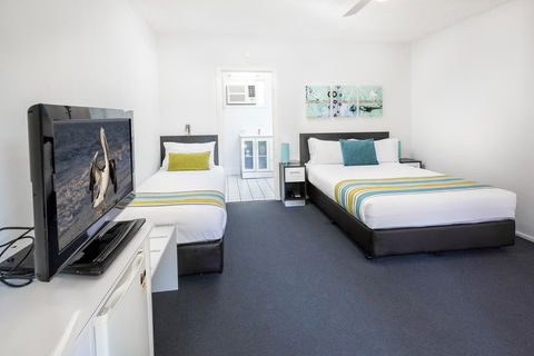 The Beach Motel Hervey Bay - Surfers Paradise Gold Coast 31