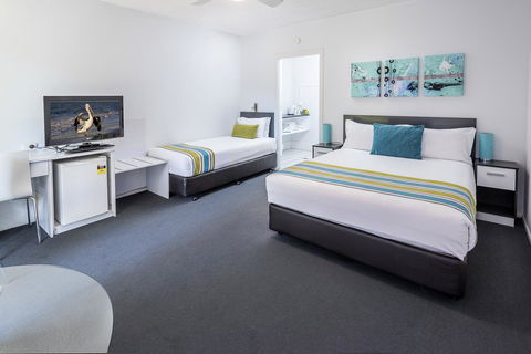 The Beach Motel Hervey Bay - Surfers Paradise Gold Coast 2