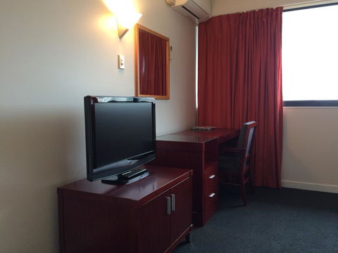 Madison Plaza Townsville - Surfers Paradise Gold Coast 24
