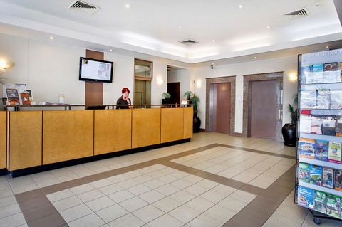 Madison Plaza Townsville - Surfers Paradise Gold Coast 8