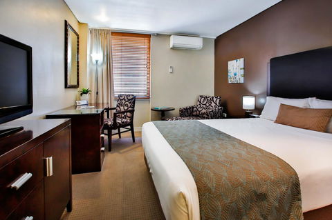 Madison Plaza Townsville - Surfers Paradise Gold Coast 2