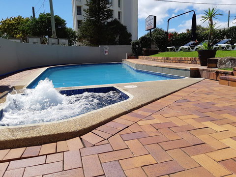 Surfers Chalet - Surfers Paradise Gold Coast 3