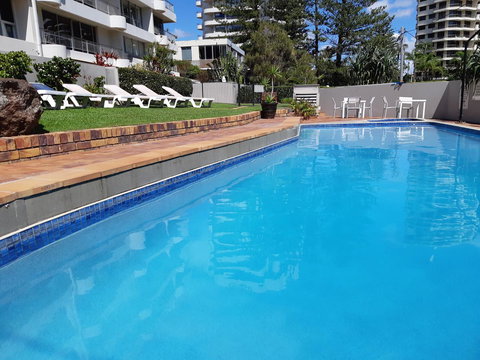 Surfers Chalet - Surfers Paradise Gold Coast 7