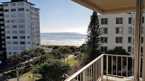 Surfers Chalet - Surfers Paradise Gold Coast 15